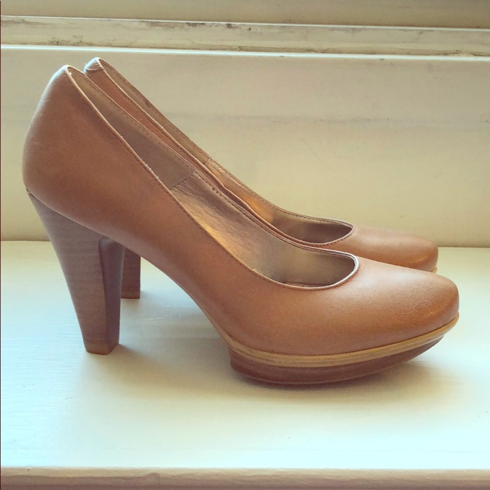 Tan pump